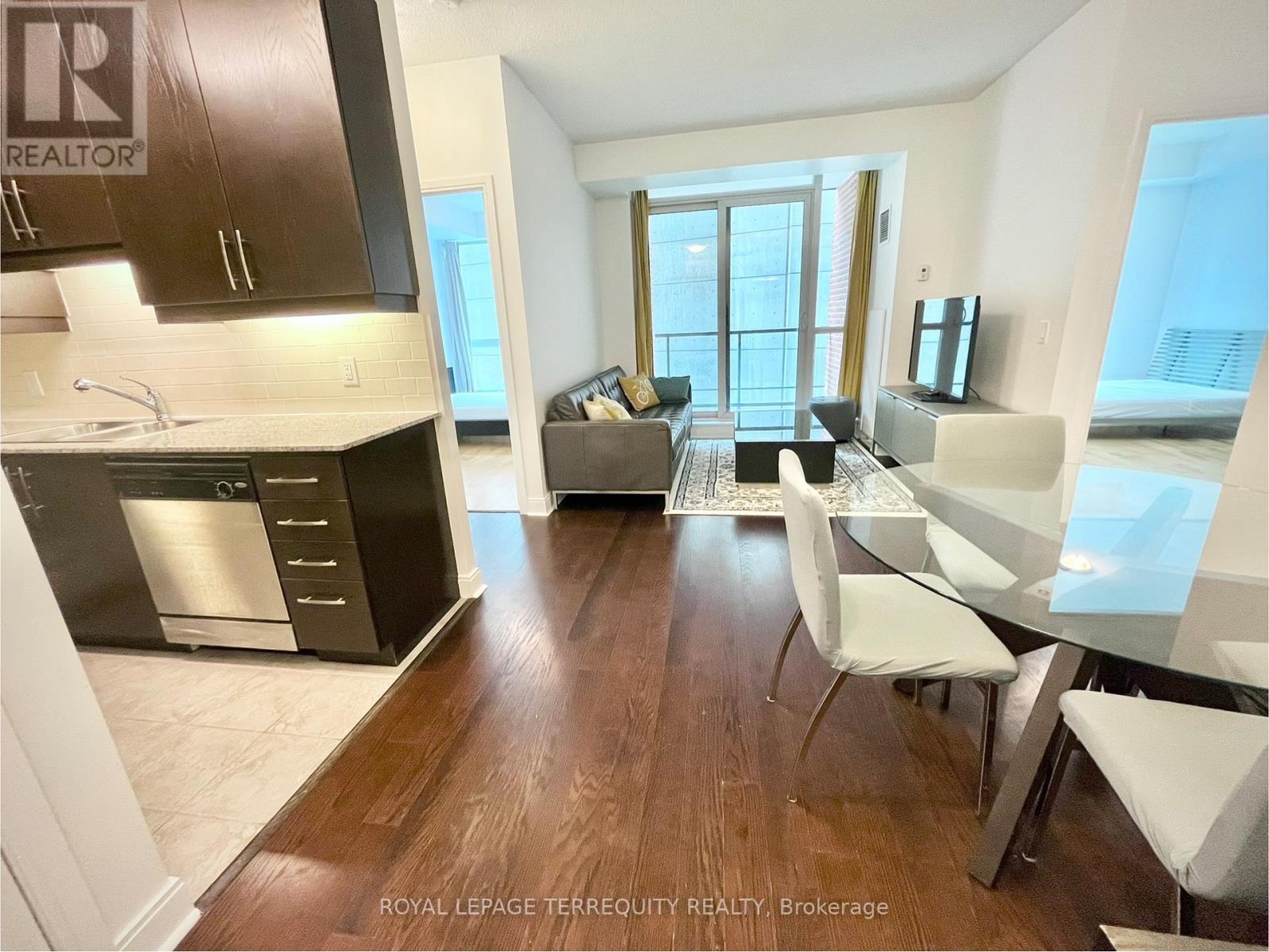 514 - 38 THE ESPLANADE, Toronto (Waterfront Communities), Ontario, M5E1A5 — Photo 4