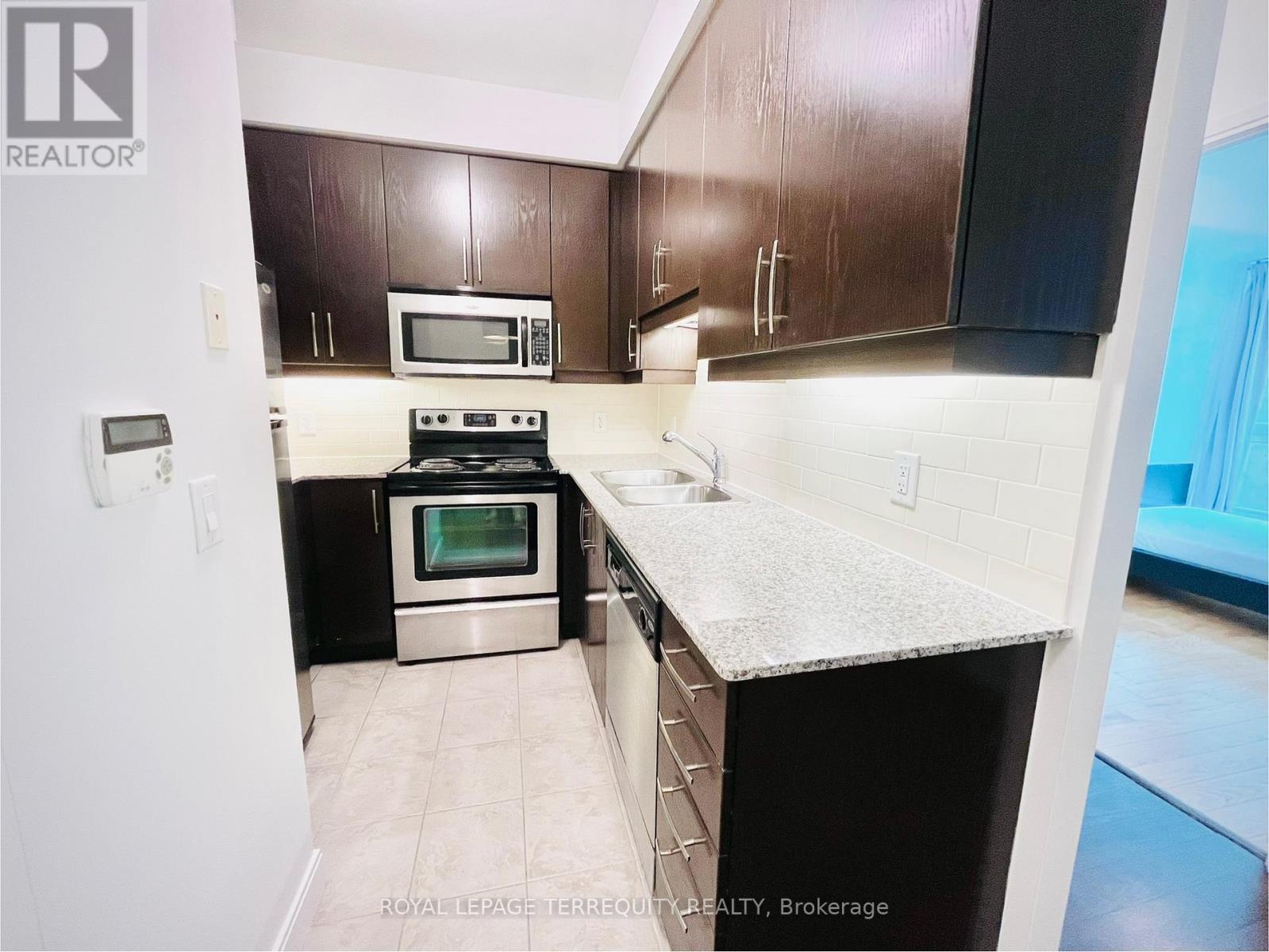 514 - 38 THE ESPLANADE, Toronto (Waterfront Communities), Ontario, M5E1A5 — Photo 9