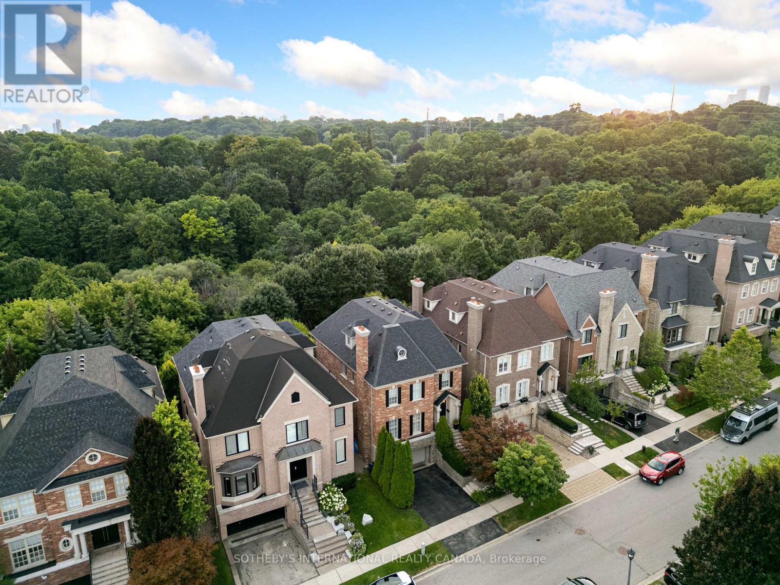 24 TRUE DAVIDSON DRIVE, Toronto (Leaside), Ontario, M4W3X5 — Photo 3