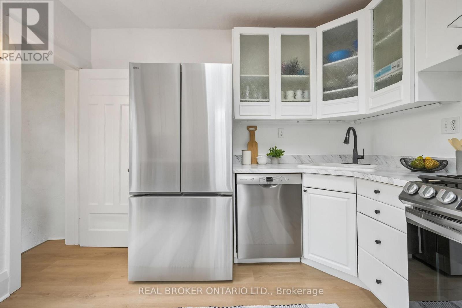 60 HAIG AVENUE, Toronto (Birchcliffe-Cliffside), Ontario, M1N2W1 — Photo 9