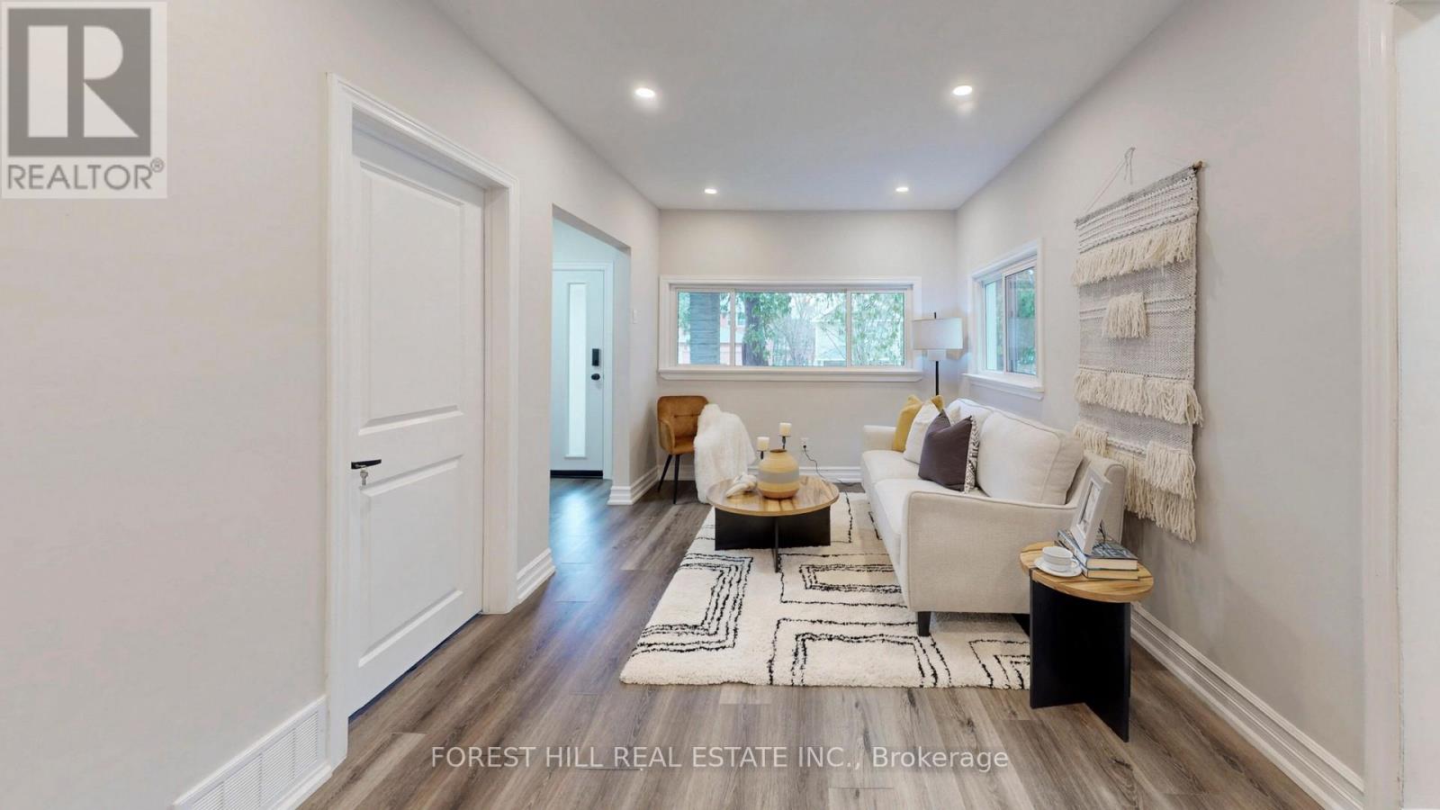 54 VINCENT STREET, Newmarket (Bristol-London), Ontario, L3Y4G5 — Photo 3