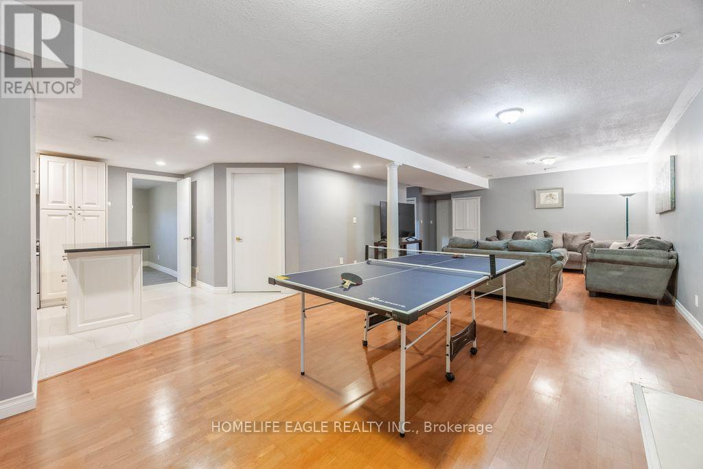 20286 YONGE STREET, East Gwillimbury (Holland Landing), Ontario, L9N1B1 — Photo 14