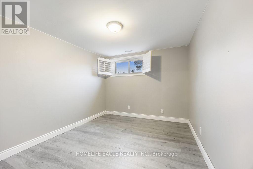 20286 YONGE STREET, East Gwillimbury (Holland Landing), Ontario, L9N1B1 — Photo 16