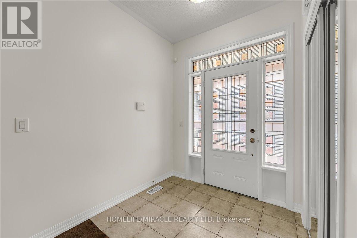 117 AIRD COURT, Milton (SC Scott), Ontario, L9T8B6 — Photo 4