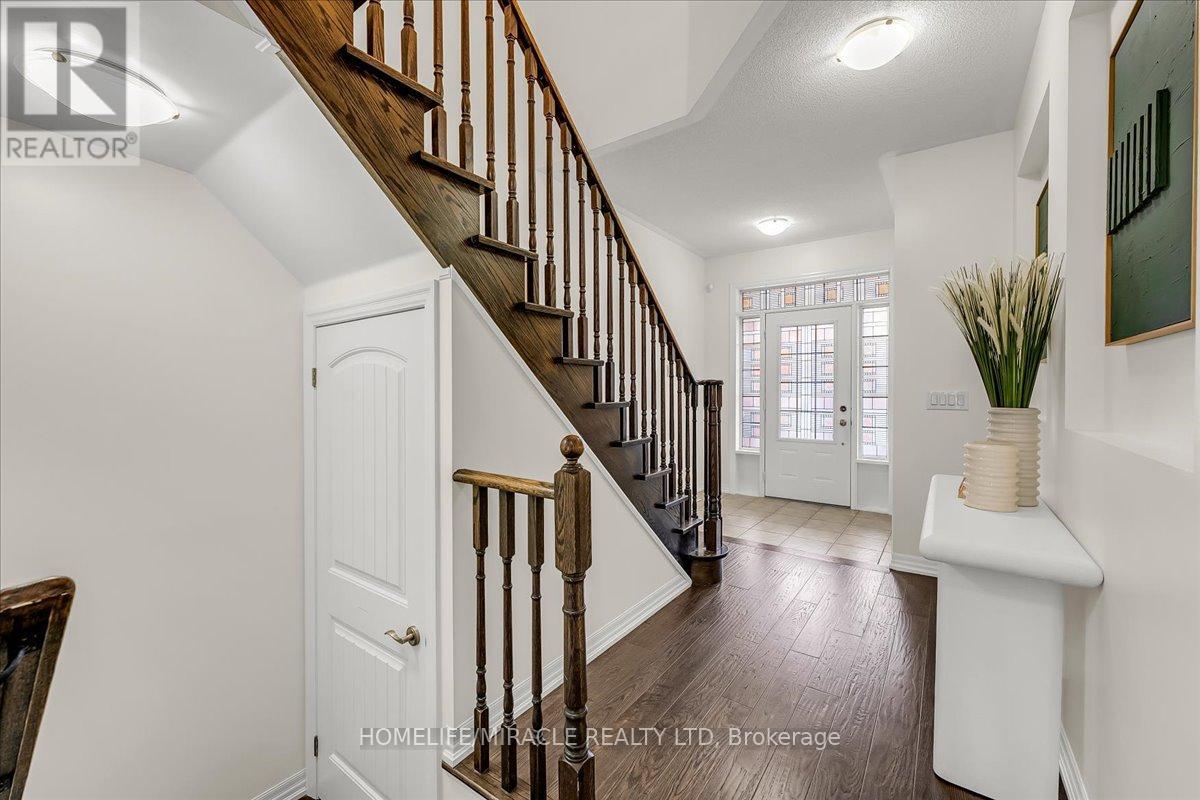 117 AIRD COURT, Milton (SC Scott), Ontario, L9T8B6 — Photo 6