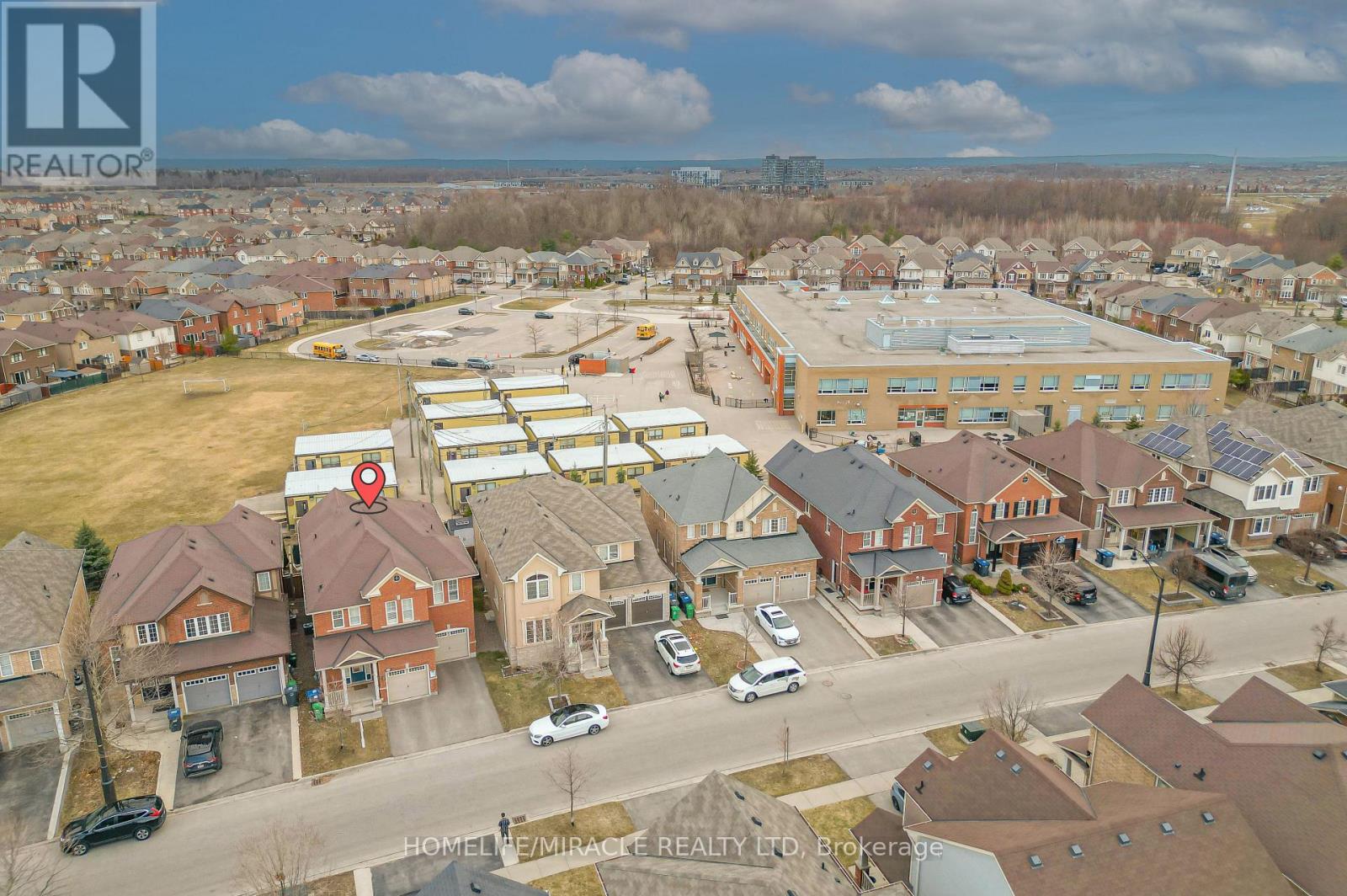 32 AGRICOLA ROAD, Brampton (Northwest Brampton), Ontario, L7A0V1 — Photo 4