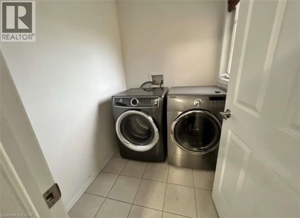 450 CAVANAGH Lane, Milton, Ontario, L9T8G6 — Photo 16