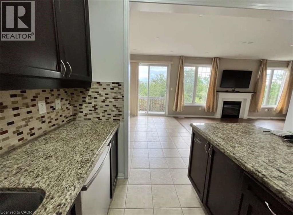 450 CAVANAGH Lane, Milton, Ontario, L9T8G6 — Photo 4