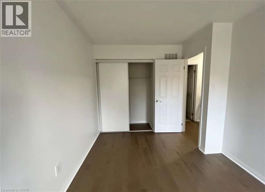 450 CAVANAGH Lane, Milton, Ontario, L9T8G6 — Photo 8