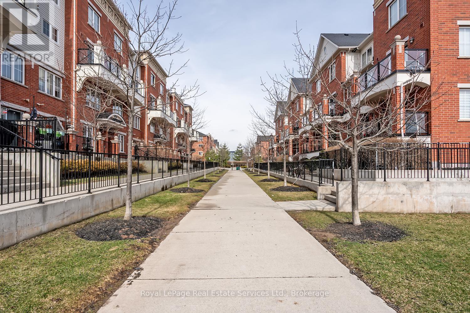 33 - 2480 POST ROAD, Oakville (RO River Oaks), Ontario, L6H0K1 — Photo 4