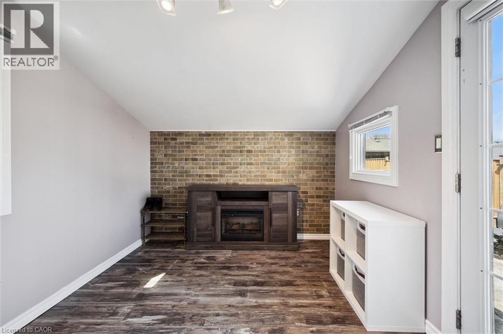 6 SECOND Avenue, Cambridge, Ontario, N1S2B8 — Photo 14