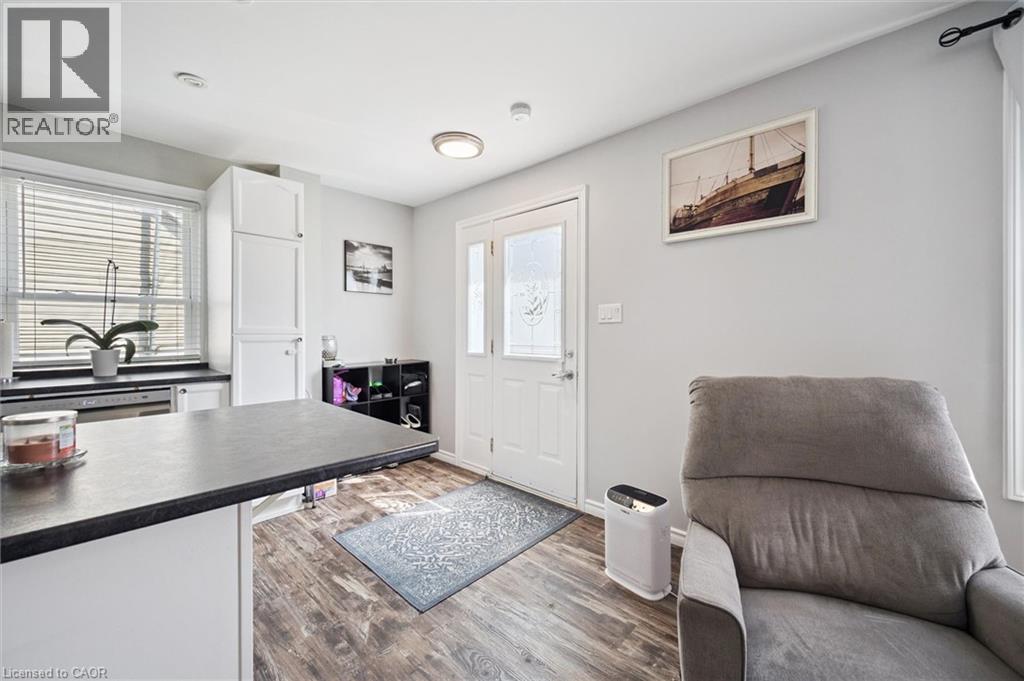 6 SECOND Avenue, Cambridge, Ontario, N1S2B8 — Photo 6
