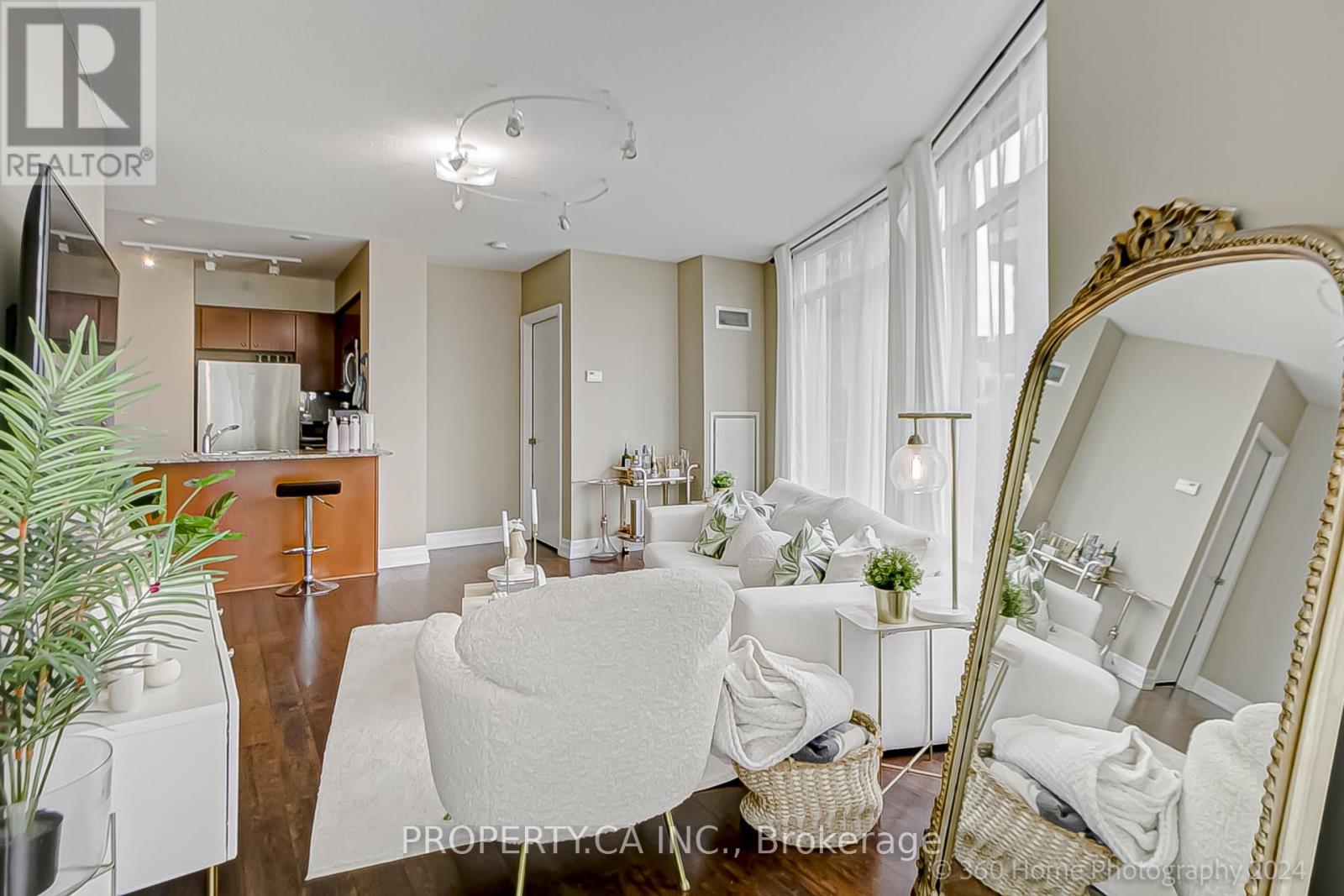 702 - 8 SCOLLARD STREET, Toronto (Annex), Ontario, M5R1M2 — Photo 15