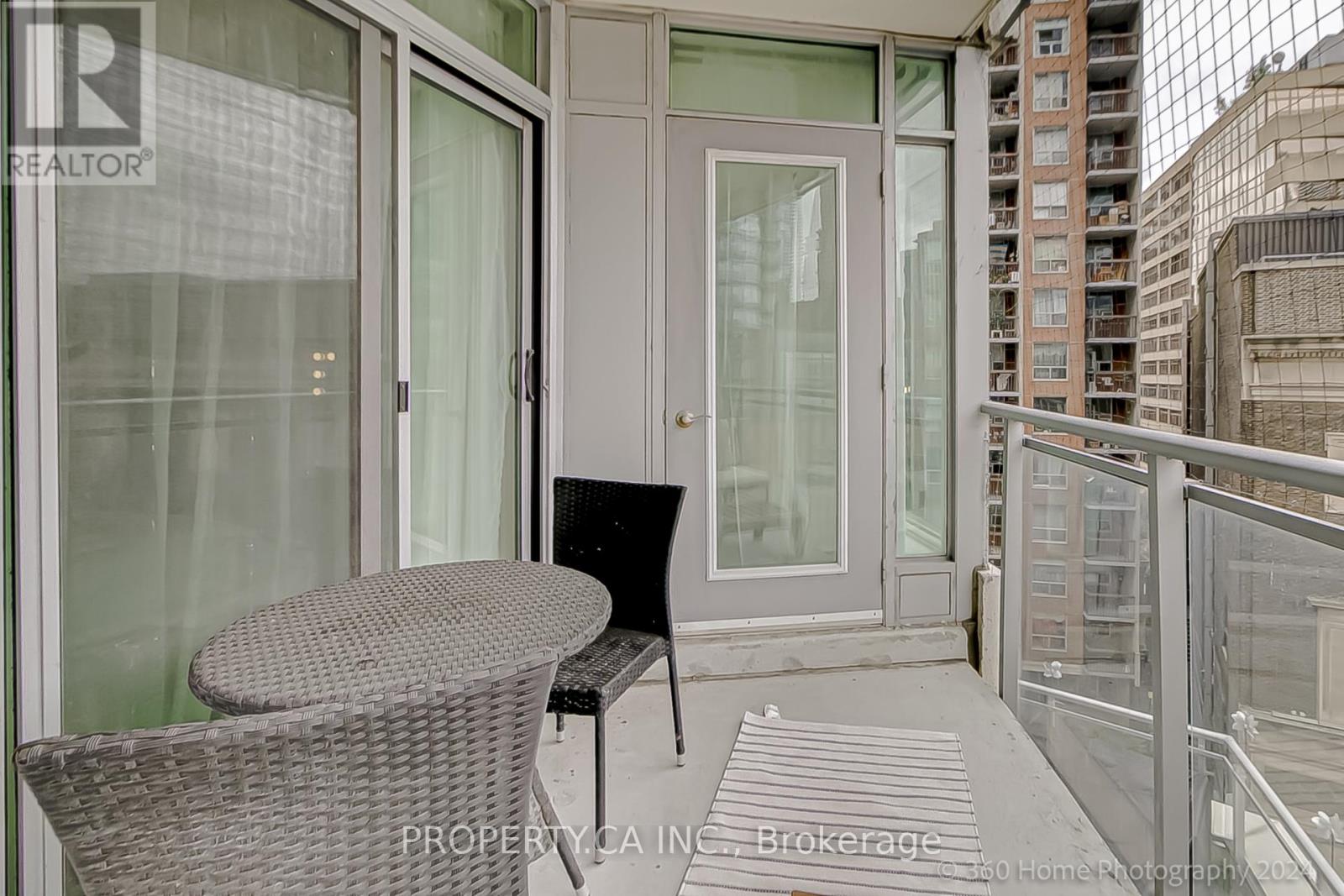 702 - 8 SCOLLARD STREET, Toronto (Annex), Ontario, M5R1M2 — Photo 17