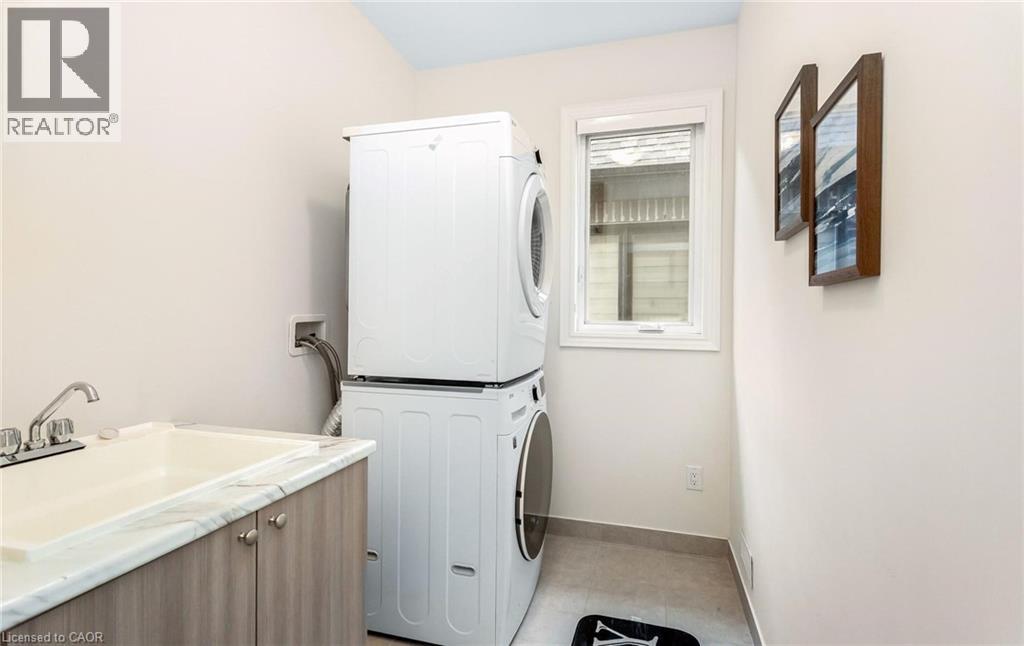 3294 MILLICENT Avenue, Oakville, Ontario, L6H0V9 — Photo 16