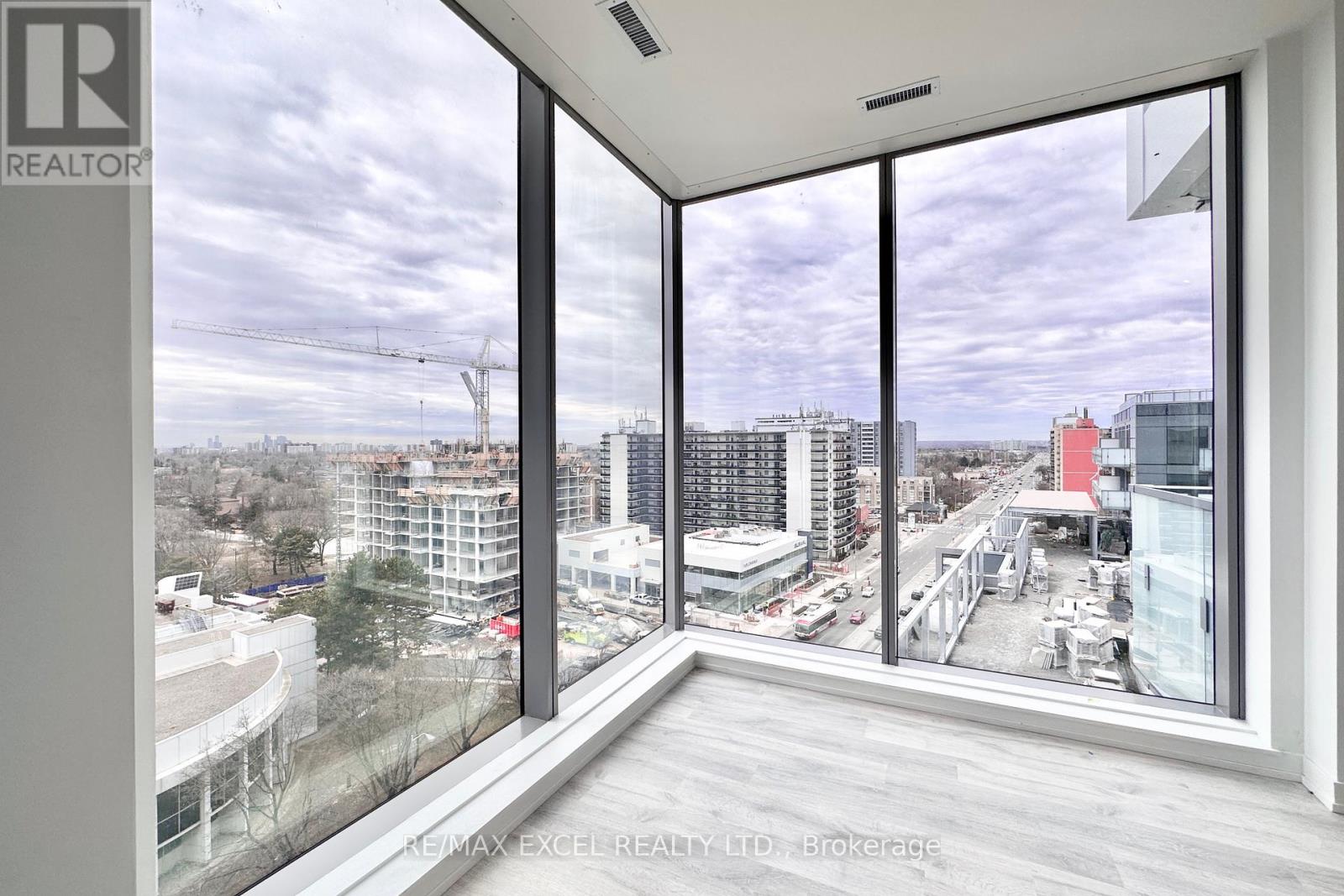 S1113 - 8 OLYMPIC GARDENS, Toronto (Newtonbrook East), Ontario, M2M0B9 — Photo 10