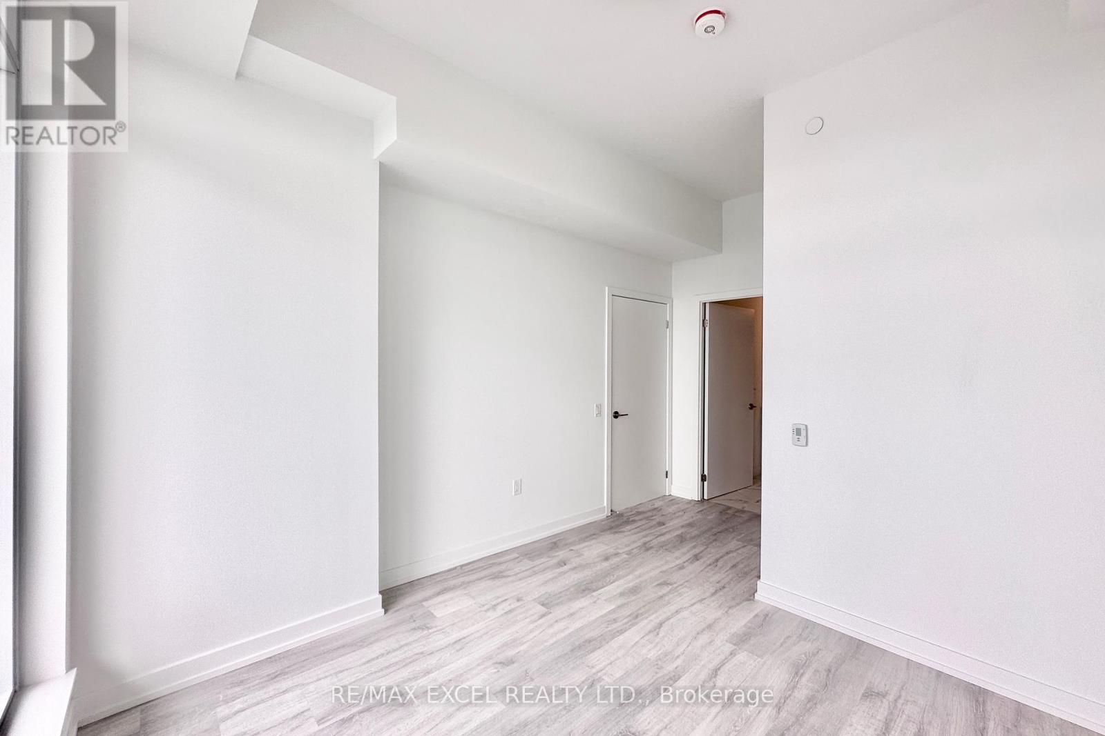 S1113 - 8 OLYMPIC GARDENS, Toronto (Newtonbrook East), Ontario, M2M0B9 — Photo 15