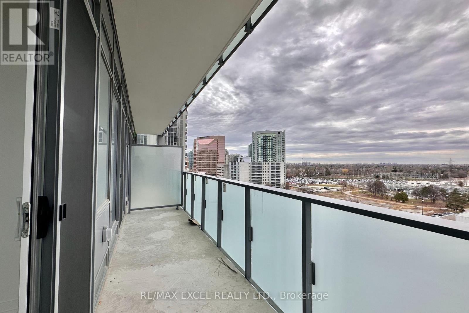 S1113 - 8 OLYMPIC GARDENS, Toronto (Newtonbrook East), Ontario, M2M0B9 — Photo 19