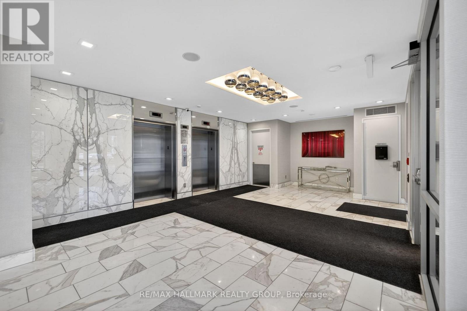 705 - 201 PARKDALE AVENUE, Ottawa, Ontario, K1Y1E8 — Photo 2