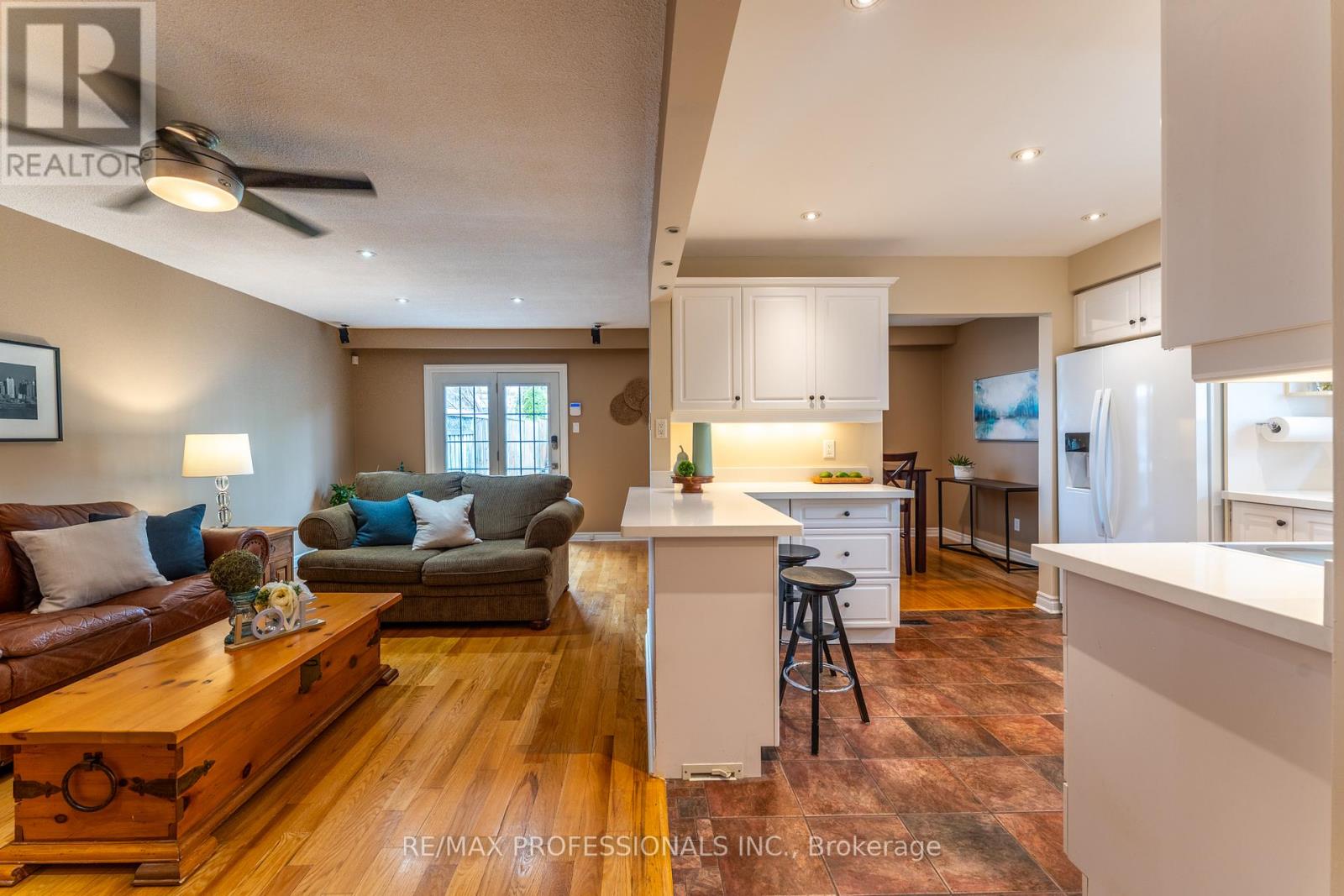 2605 LUNDENE ROAD, Mississauga (Clarkson), Ontario, L5J3Y8 — Photo 10