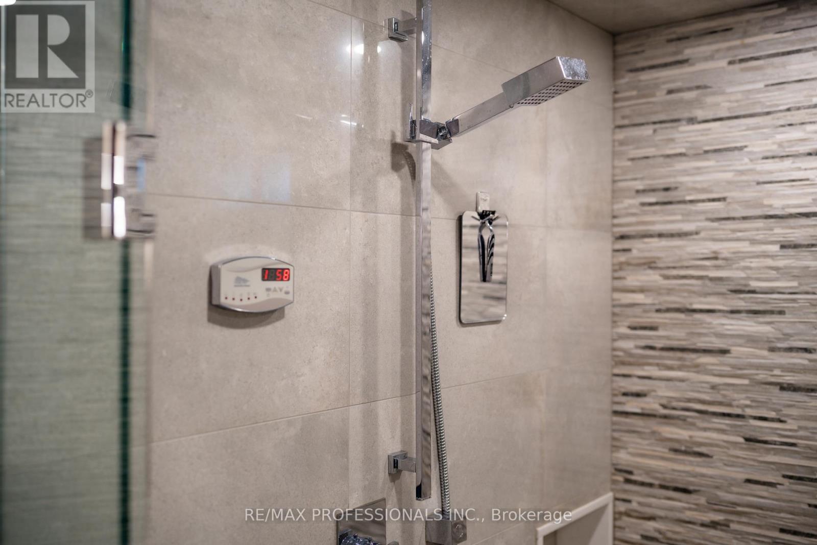 2605 LUNDENE ROAD, Mississauga (Clarkson), Ontario, L5J3Y8 — Photo 35