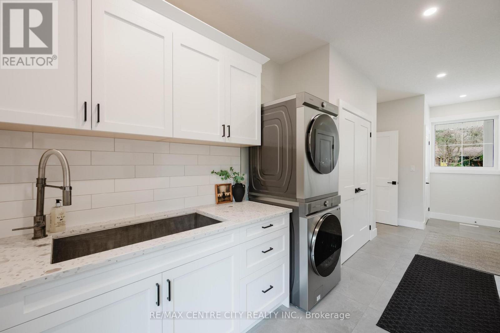 423 WEST MILE ROAD, London North (North P), Ontario, N6H3M3 — Photo 26