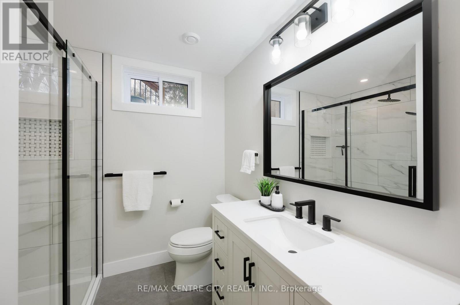 423 WEST MILE ROAD, London North (North P), Ontario, N6H3M3 — Photo 35