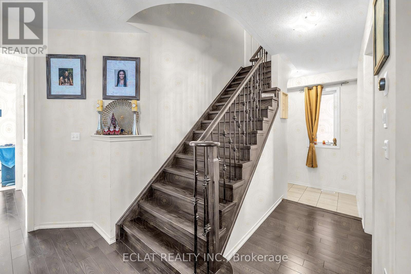 2553 CRAFTSMAN DRIVE, Oshawa (Windfields), Ontario, L1L0M4 — Photo 4