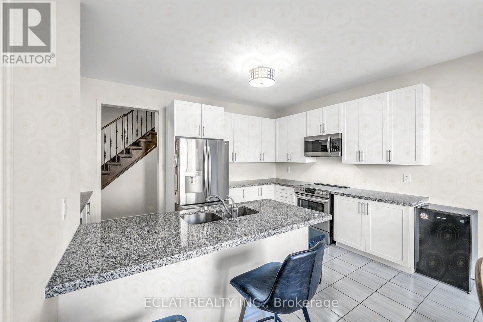 2553 CRAFTSMAN DRIVE, Oshawa (Windfields), Ontario, L1L0M4 — Photo 9