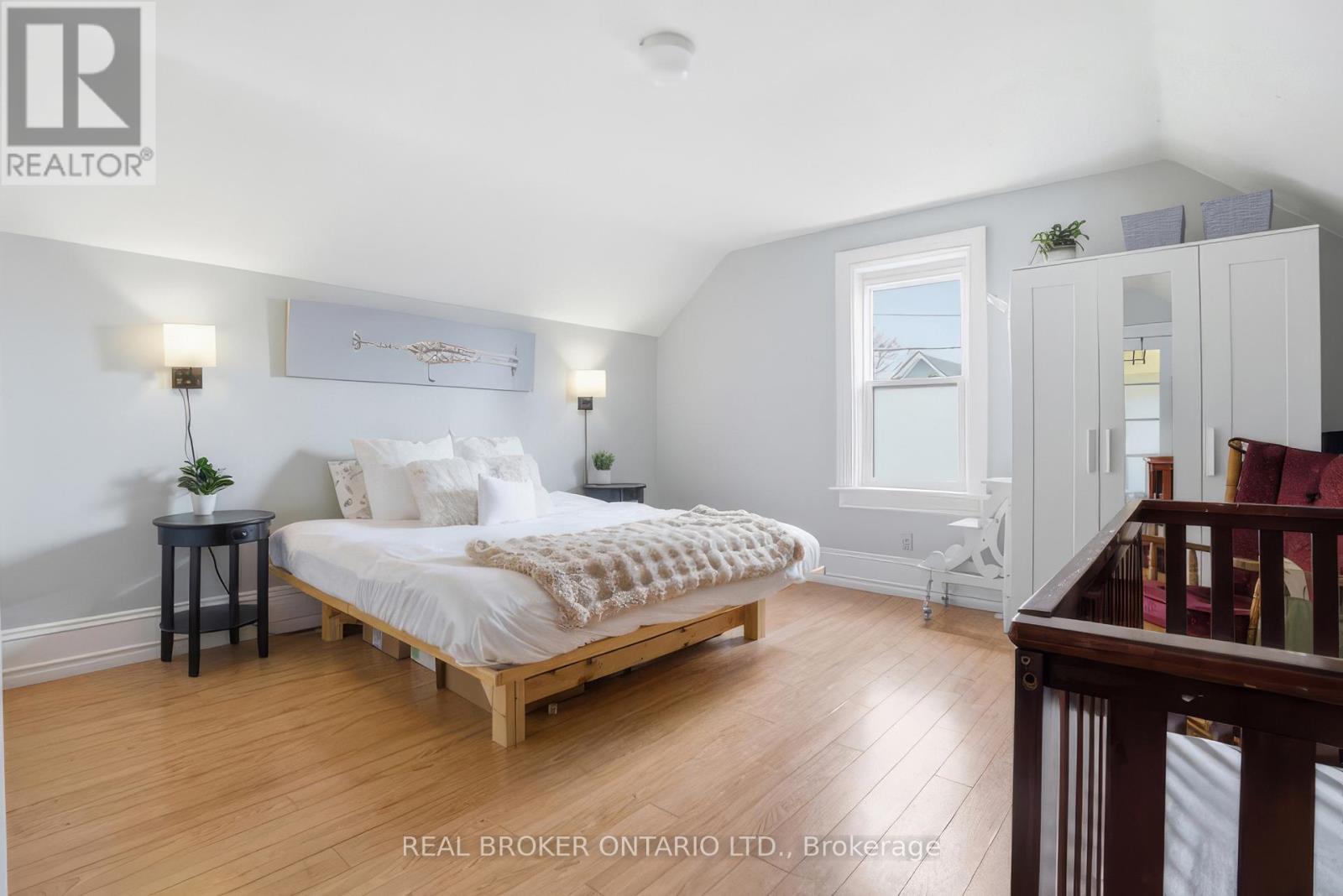 82 BOND STREET, Cambridge, Ontario, N1R4B6 — Photo 27