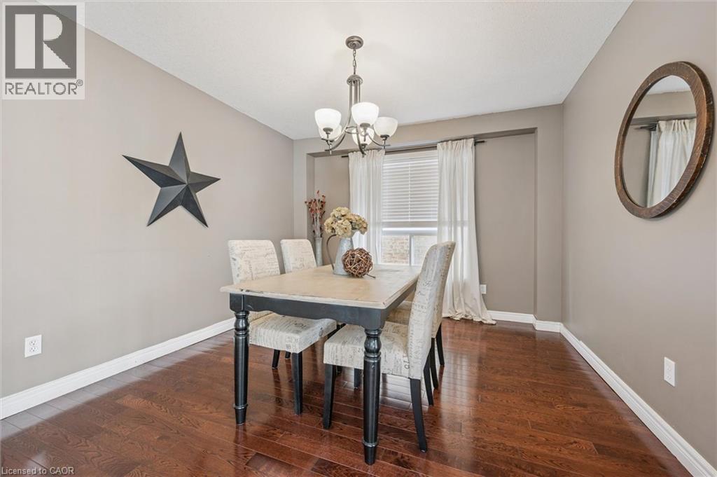 7 HEARTHBRIDGE Street, Kitchener, Ontario, N2R1L5 — Photo 13