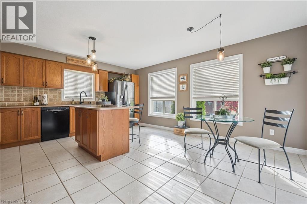 7 HEARTHBRIDGE Street, Kitchener, Ontario, N2R1L5 — Photo 14