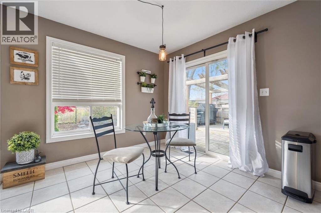 7 HEARTHBRIDGE Street, Kitchener, Ontario, N2R1L5 — Photo 15