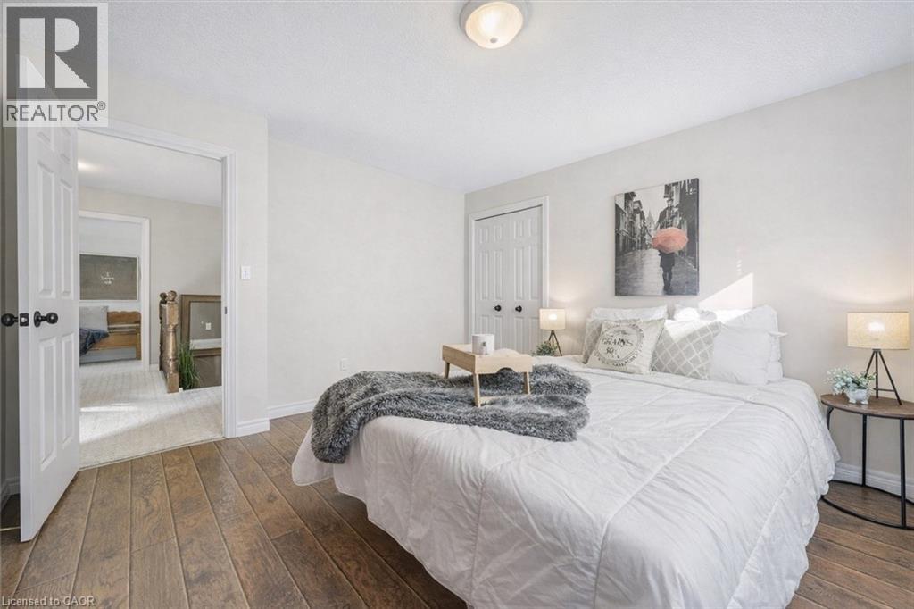 7 HEARTHBRIDGE Street, Kitchener, Ontario, N2R1L5 — Photo 24