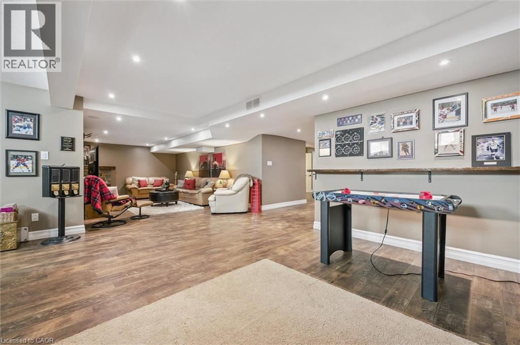 7 HEARTHBRIDGE Street, Kitchener, Ontario, N2R1L5 — Photo 29