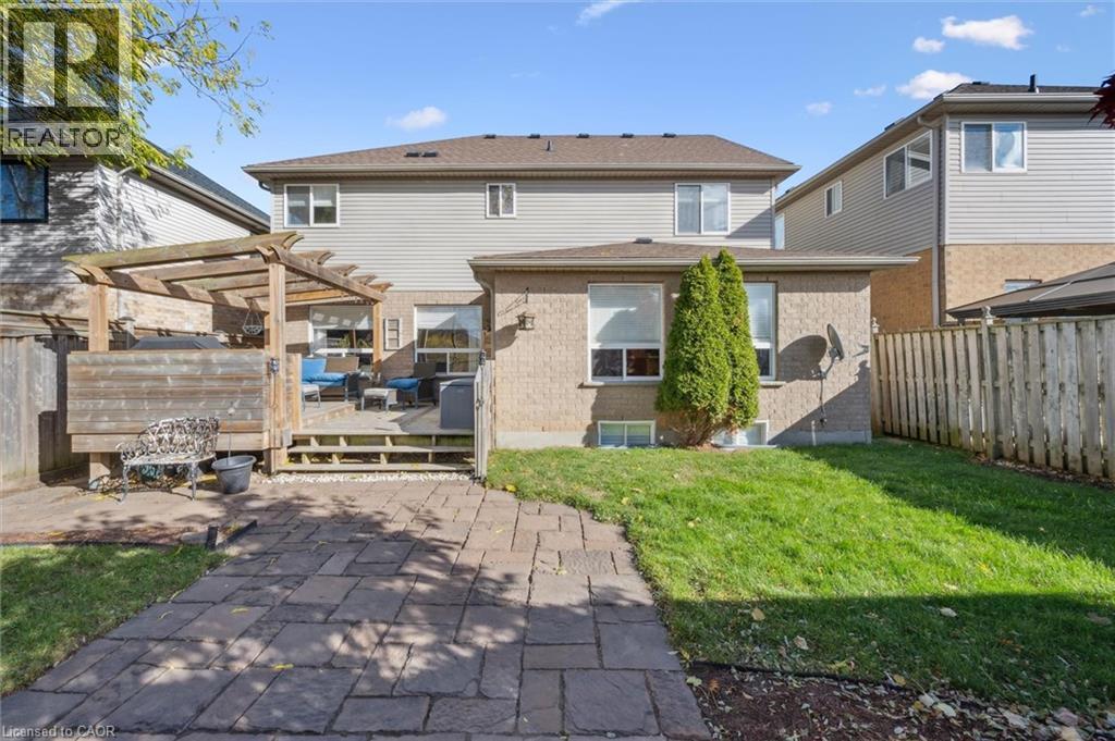 7 HEARTHBRIDGE Street, Kitchener, Ontario, N2R1L5 — Photo 41