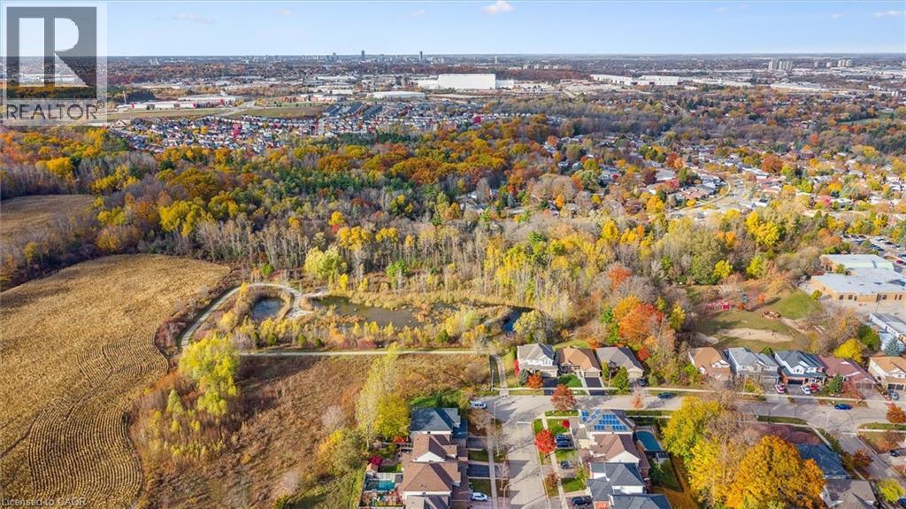 7 HEARTHBRIDGE Street, Kitchener, Ontario, N2R1L5 — Photo 46