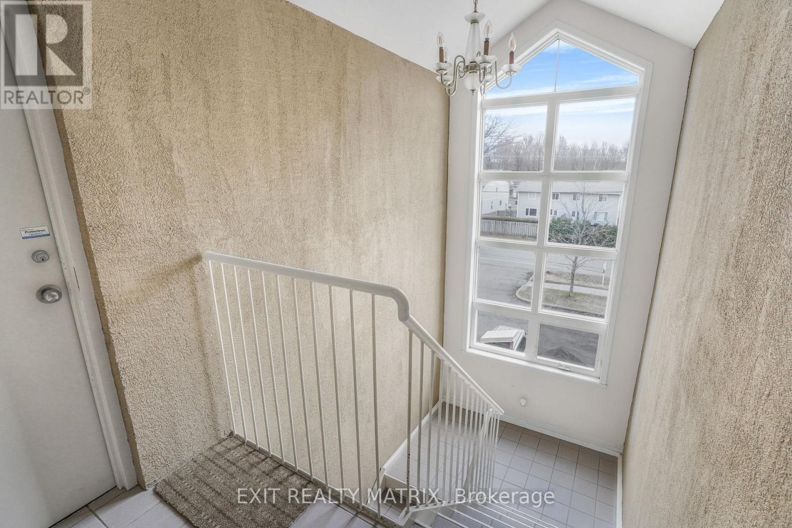 6 - 661 SPENCE AVENUE, Hawkesbury, Ontario, K6A3S2 — Photo 4