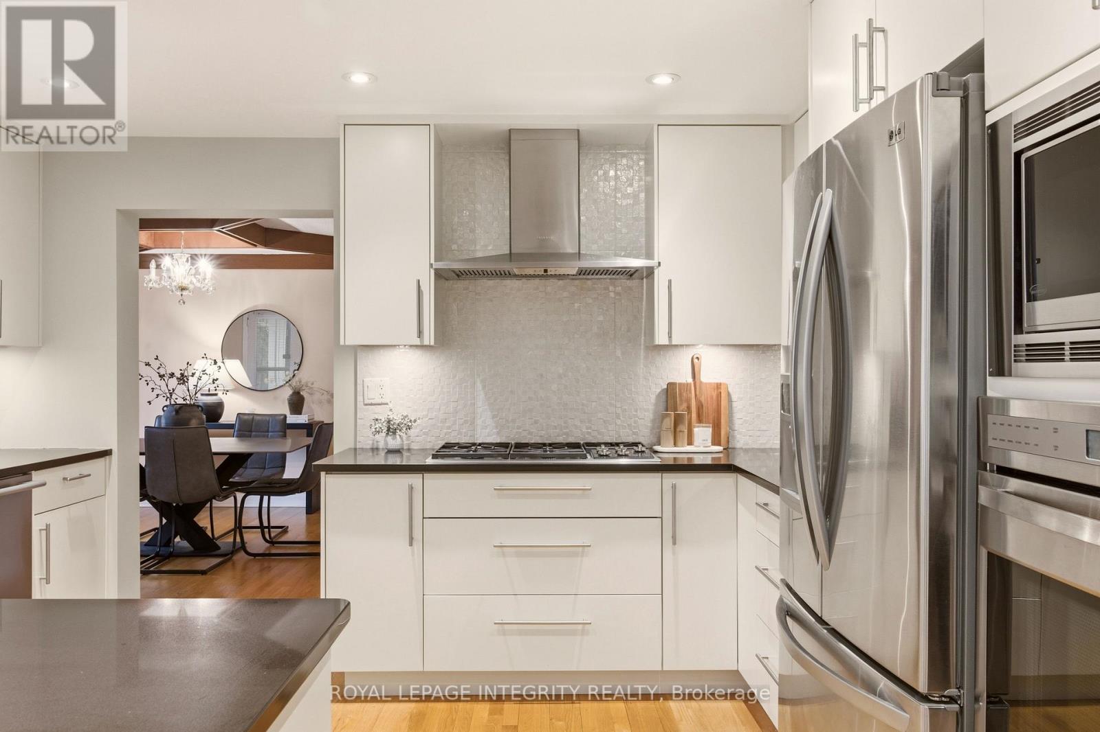 68 BEAVER RIDGE, Ottawa, Ontario, K2E6E4 — Photo 17