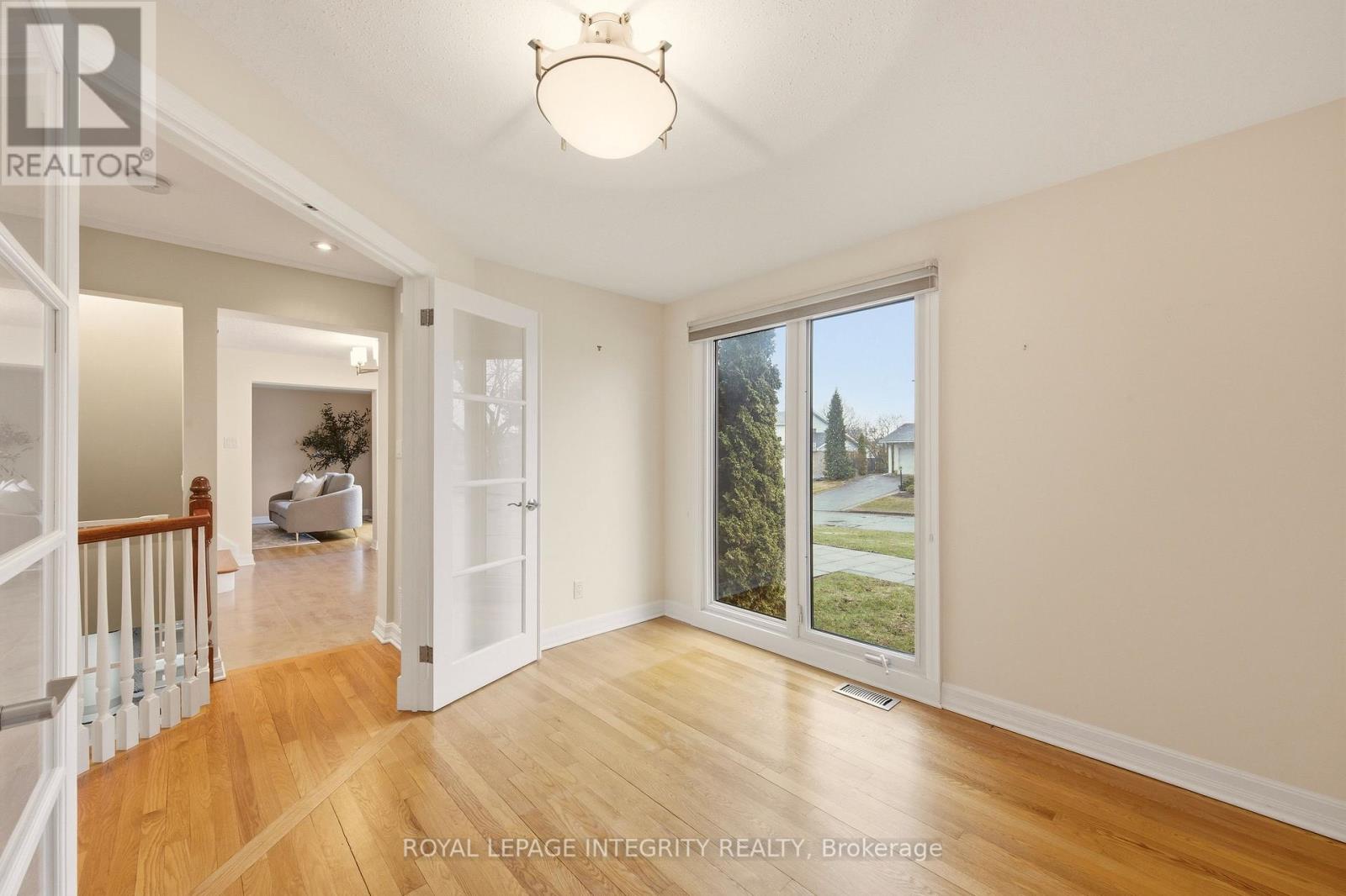 68 BEAVER RIDGE, Ottawa, Ontario, K2E6E4 — Photo 33