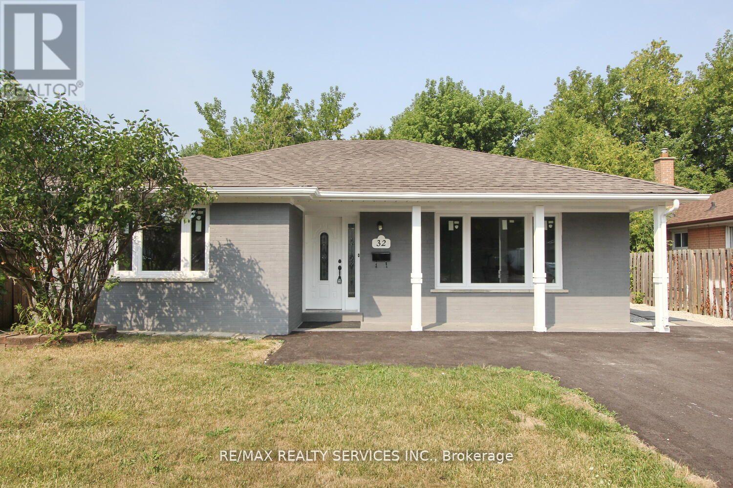 32 SANFORD CRESCENT, Brampton (Northwood Park), Ontario, L6X2C3 — Photo 9