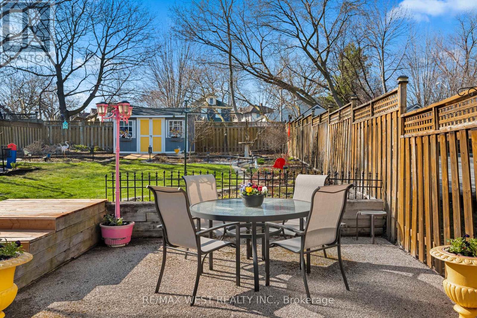 5533 ONTARIO AVENUE, Niagara Falls (Downtown), Ontario, L2E3S4 — Photo 4