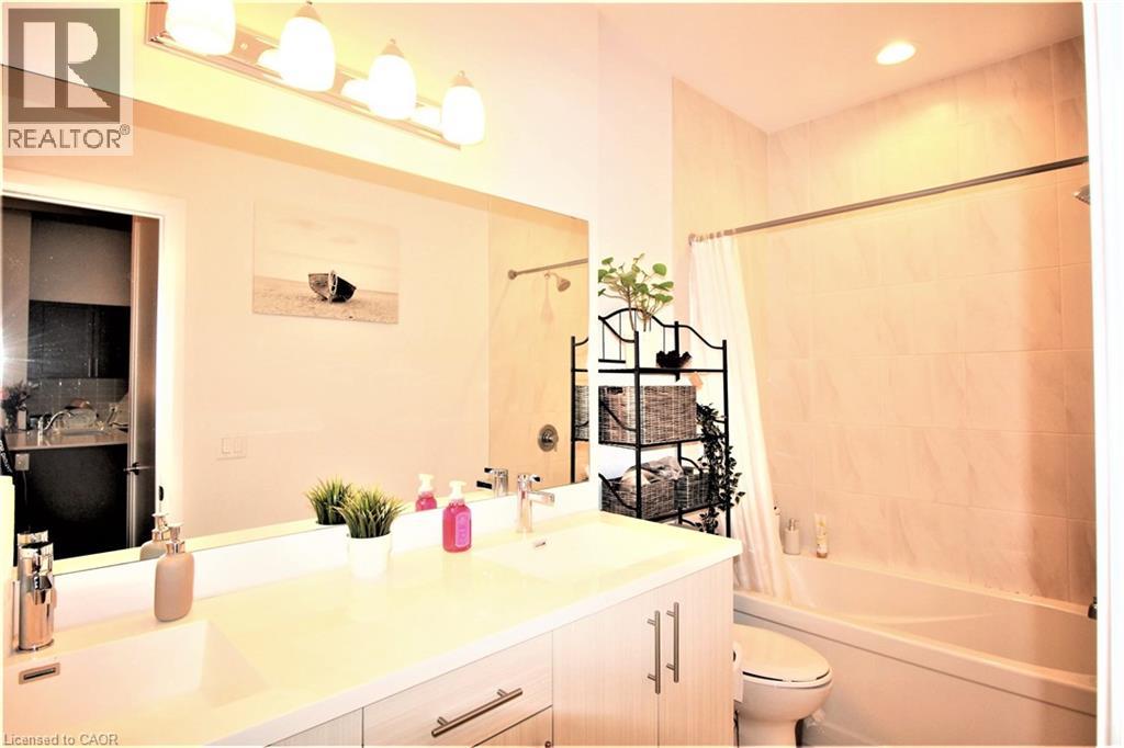 1 REDFERN Avenue Unit# 135, Hamilton, Ontario, L9C0E6 — Photo 17