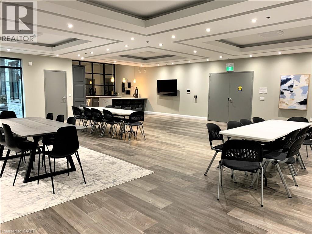 1 REDFERN Avenue Unit# 135, Hamilton, Ontario, L9C0E6 — Photo 3