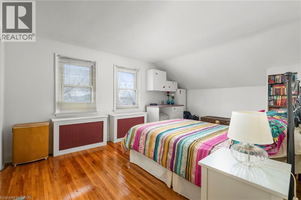 10 LANDOUR Avenue, York, Ontario, M6M4J4 — Photo 21