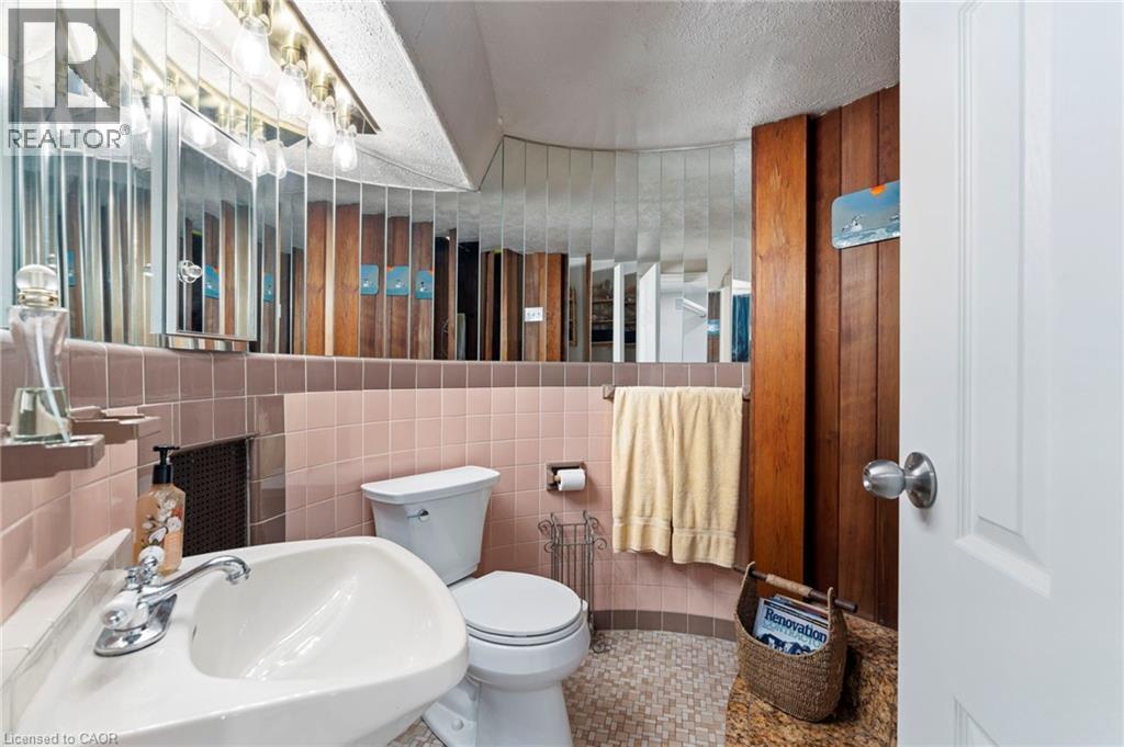 10 LANDOUR Avenue, York, Ontario, M6M4J4 — Photo 29