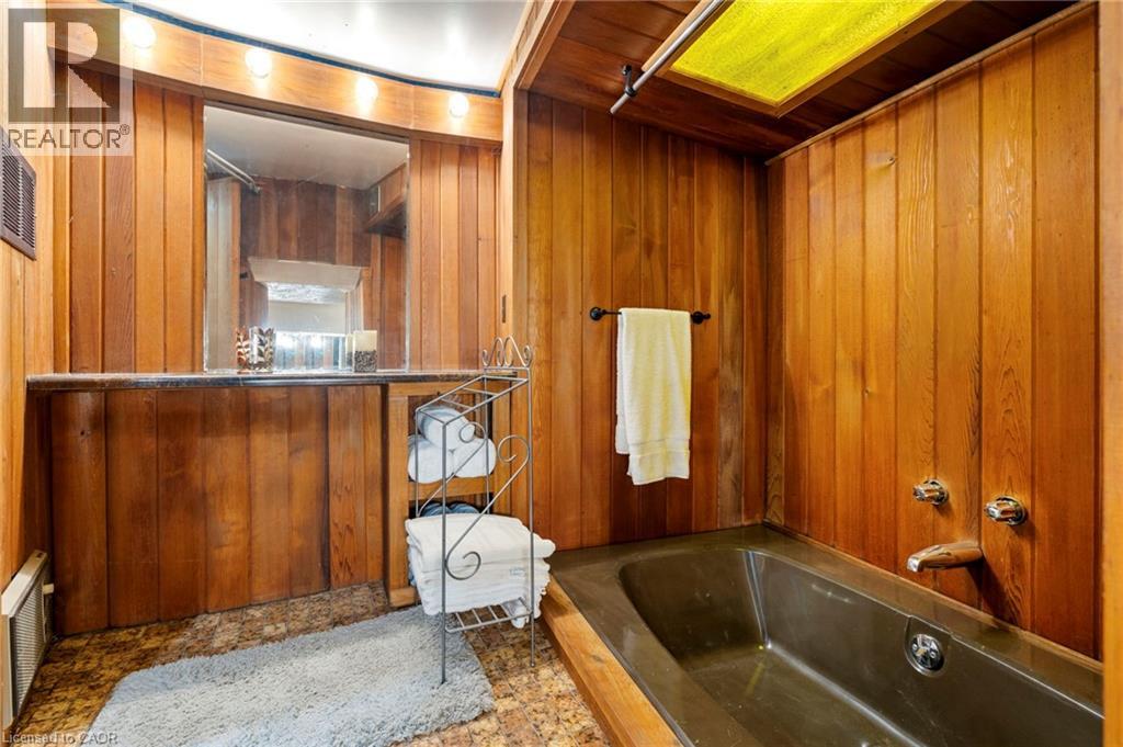 10 LANDOUR Avenue, York, Ontario, M6M4J4 — Photo 30