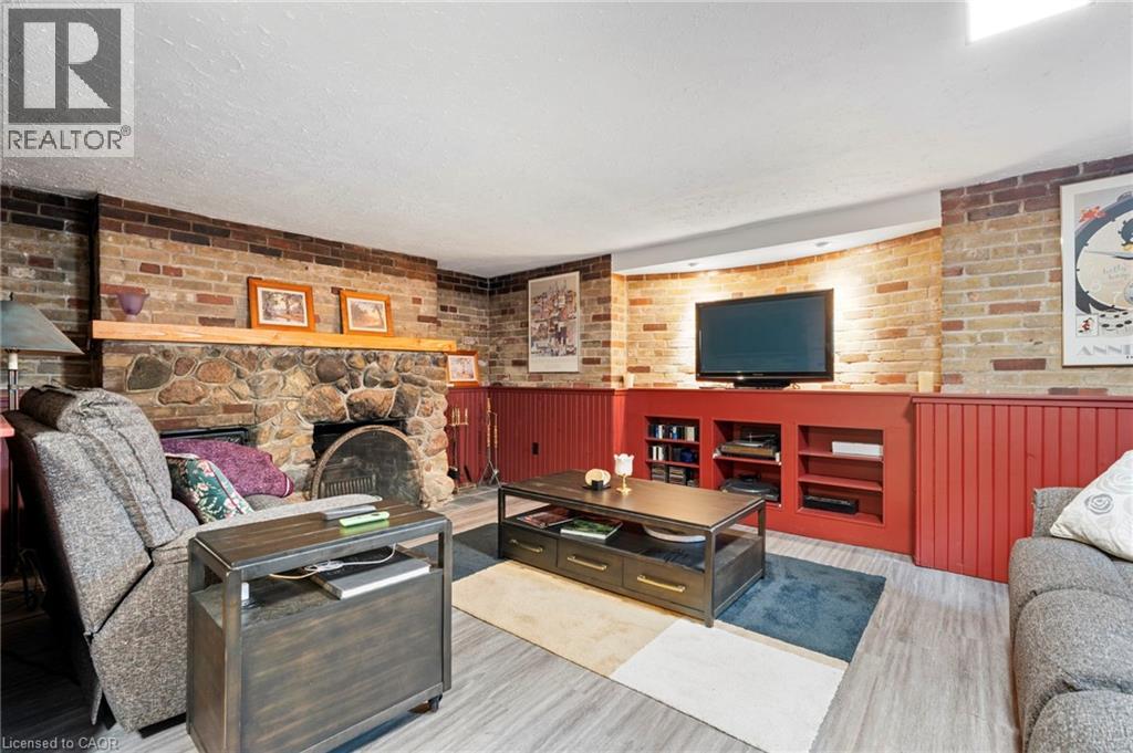 10 LANDOUR Avenue, York, Ontario, M6M4J4 — Photo 34