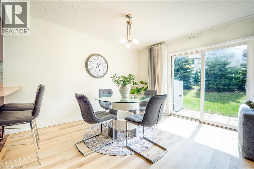 30 FALLOWFIELD Drive, Kitchener, Ontario, N2C0A8 — Photo 11