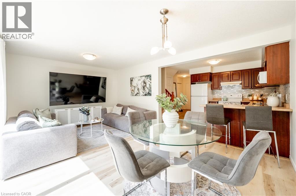 30 FALLOWFIELD Drive, Kitchener, Ontario, N2C0A8 — Photo 12